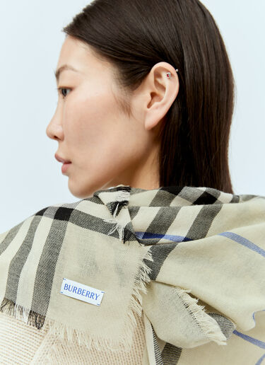 Burberry チェックウールスカーフ ベージュ bur0256015