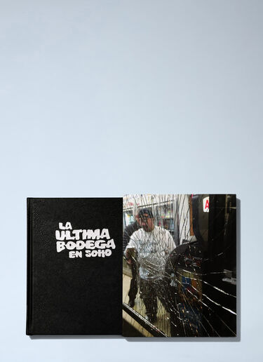 Antenne Books La Ultima Bodega En Soho - Neal Santos Blue ane0564007