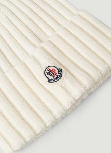Moncler Ribbed-Knit Beanie Hat White mon0246034