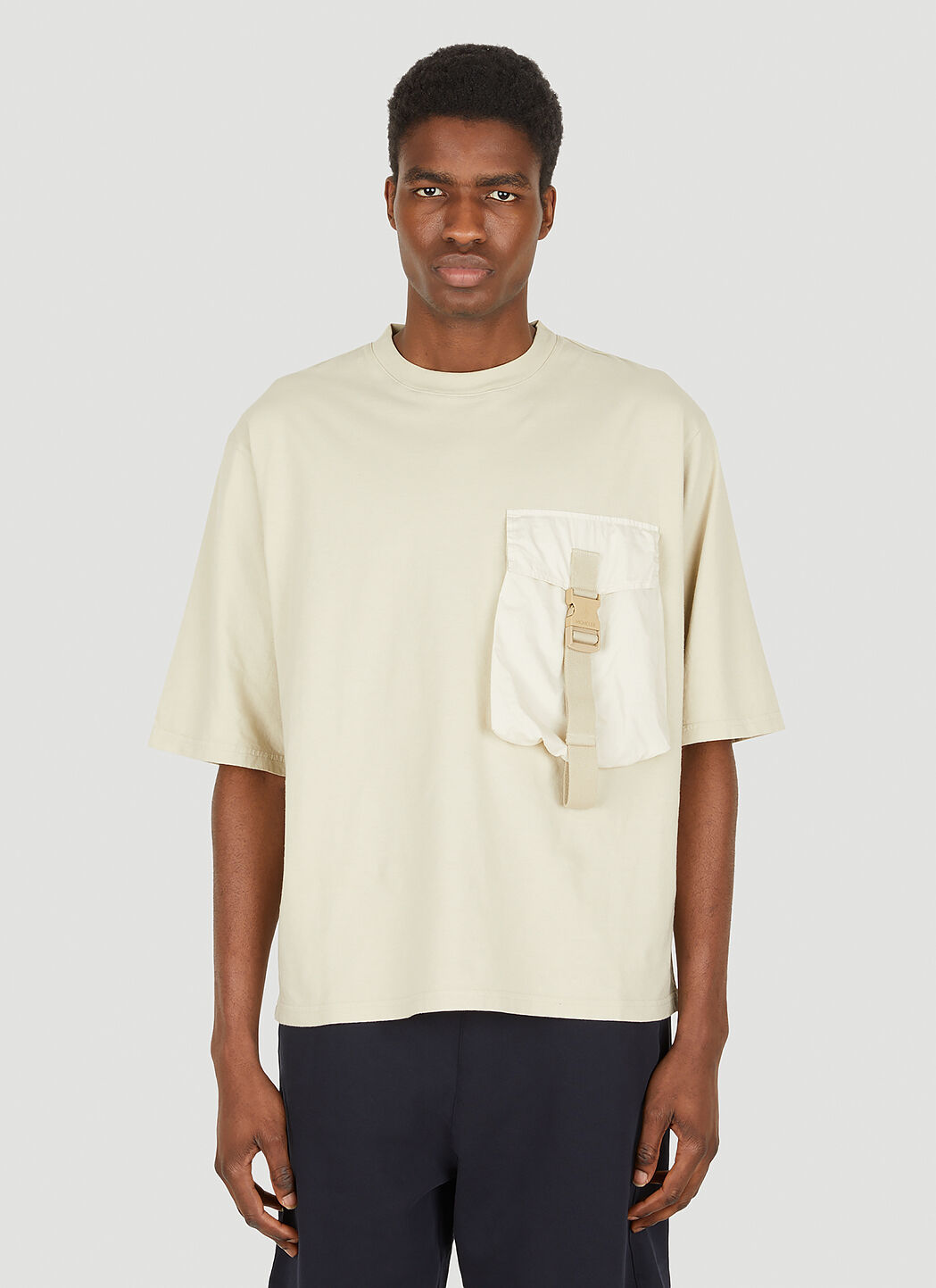 Moncler Genius Moncler X Jw Anderson Buckle Pocket T-shirt Unisex