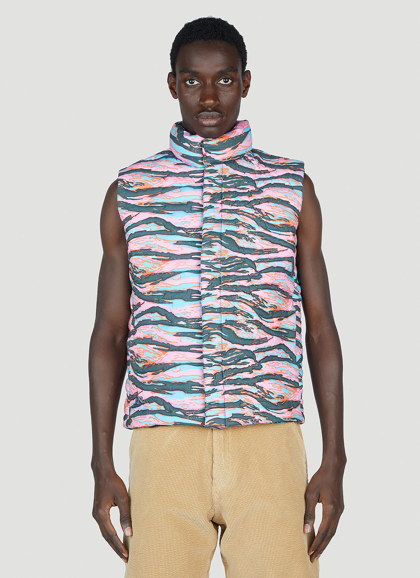 Erl Printed Quilted Cotton-jacquard Down Gilet In Pink