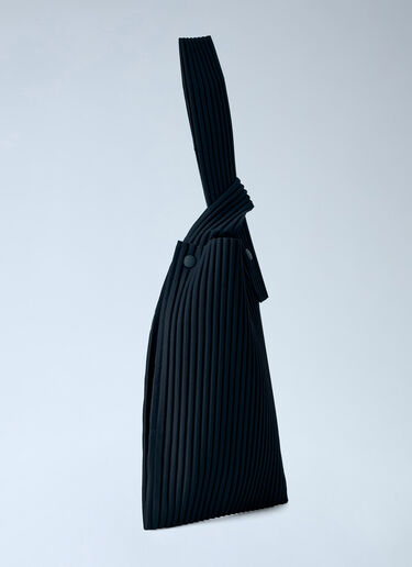 Homme Plissé Issey Miyake Umbrella Pleats Bag Black hmp0166024