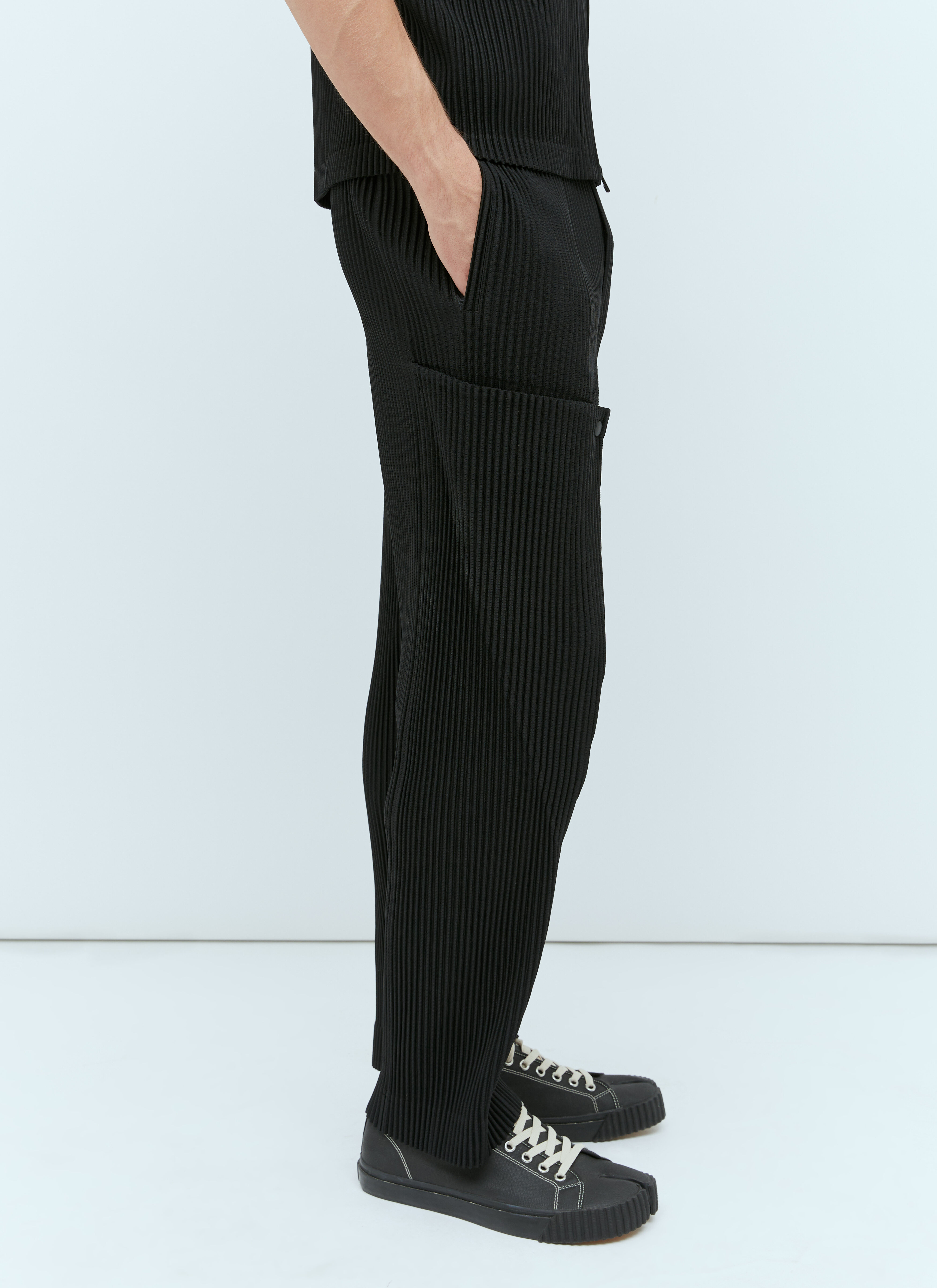 Homme Plissé Issey Miyake Men's' Unfold Panel Construction Pants in Black |  LN-CC®