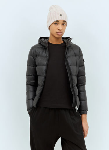 Moncler Logo Patch Beanie Hat Pink mon0259025