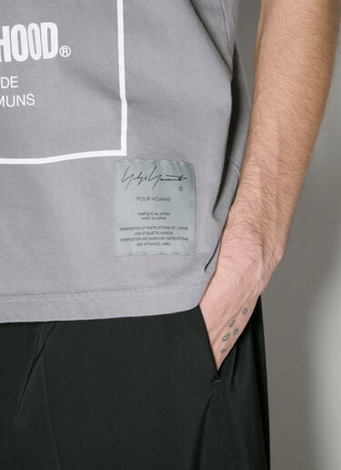 Yohji Yamamoto x Neighborhood 로고 프린트 티셔츠  그레이 yoy0156020