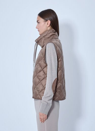 LN-CC® - Max Mara: Quilted Gilet with High Neck - Camel Max Mara Quilted Gilet with High Neck Camel max0266151