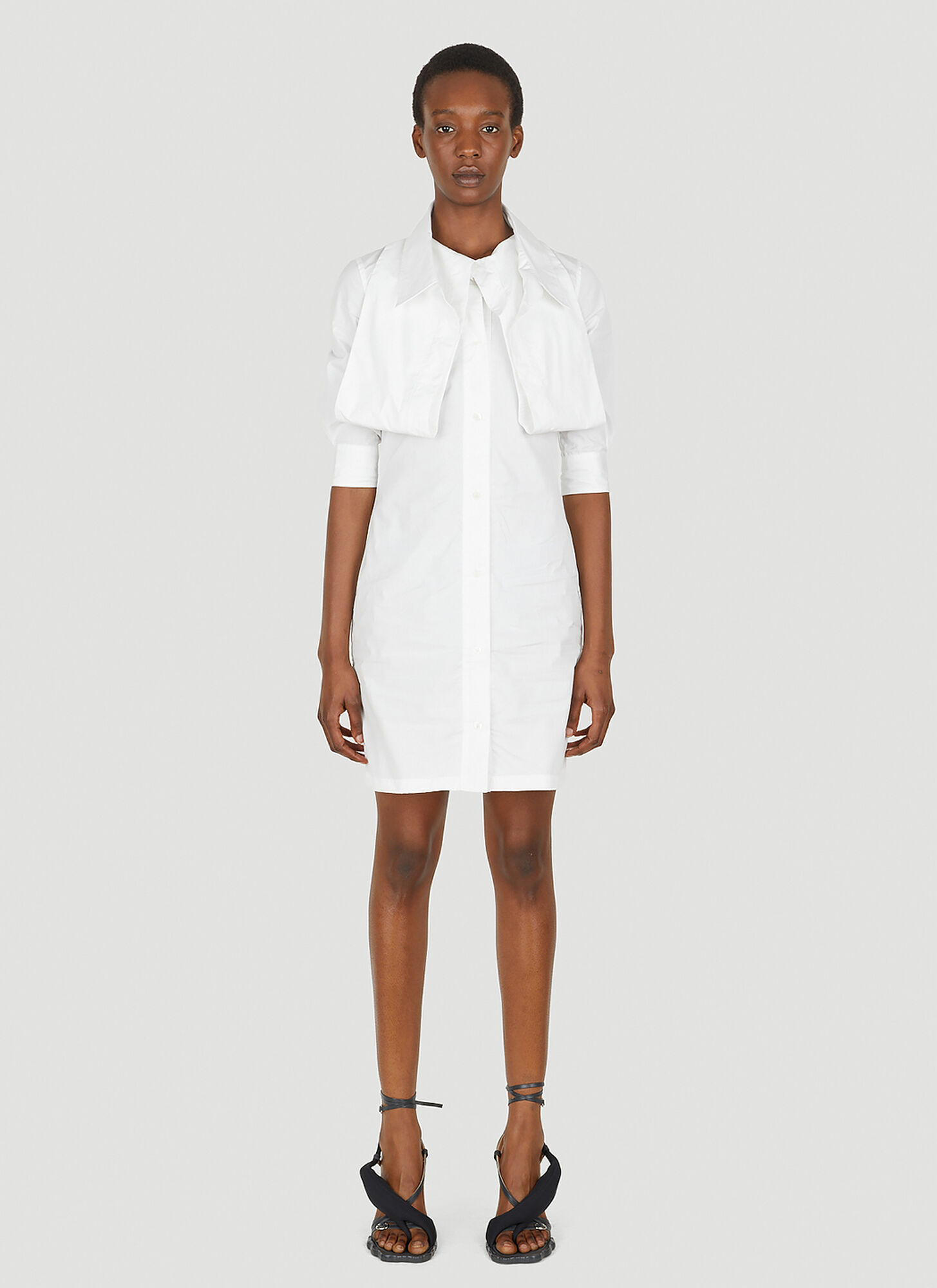 Lourdes Extended Collar Shirt Dress In White