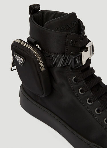 Prada Re-Nylon 高帮运动鞋 黑 pra0245018