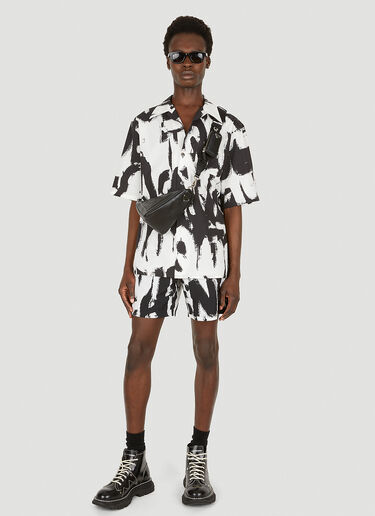 Alexander McQueen All Over Graffiti Print Shorts Black amq0149045