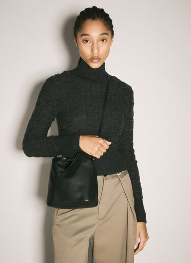 MM6 Maison Margiela 经典日式斜挎包 黑色 mmm0257018