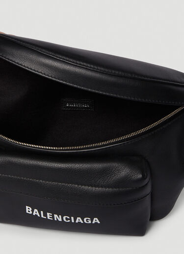 Balenciaga [에브리데이] 벨트 백 블랙 bal0145035
