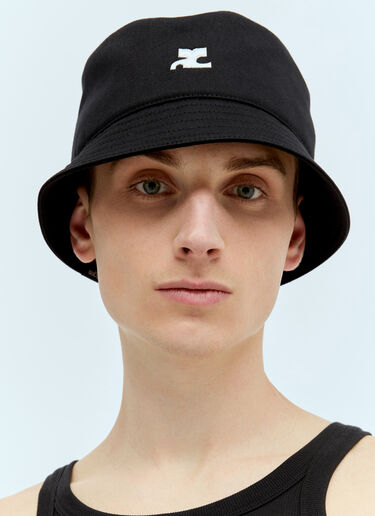 Courrèges 로고 자수 버킷 햇  블랙 cou0356002
