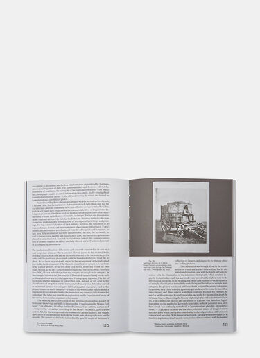 Books Banking on Images: From the Bettmann Archive to Corbis by Estelle Blaschke Black mot0505009