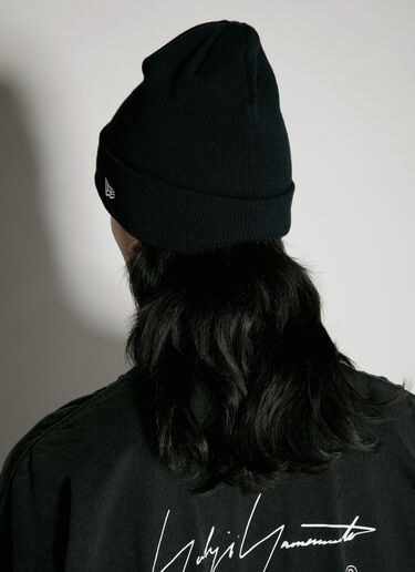 ロゴ刺繍入りビーニーハット Yohji Yamamoto ロゴ刺繍入りビーニーハット ブラック yoy0154019
