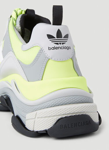 Balenciaga x adidas トリプル S スニーカー グレー axb0151029