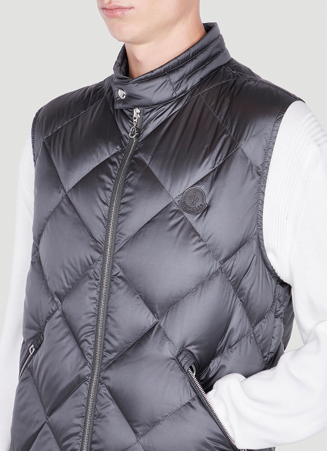 Moncler new hot sale neste