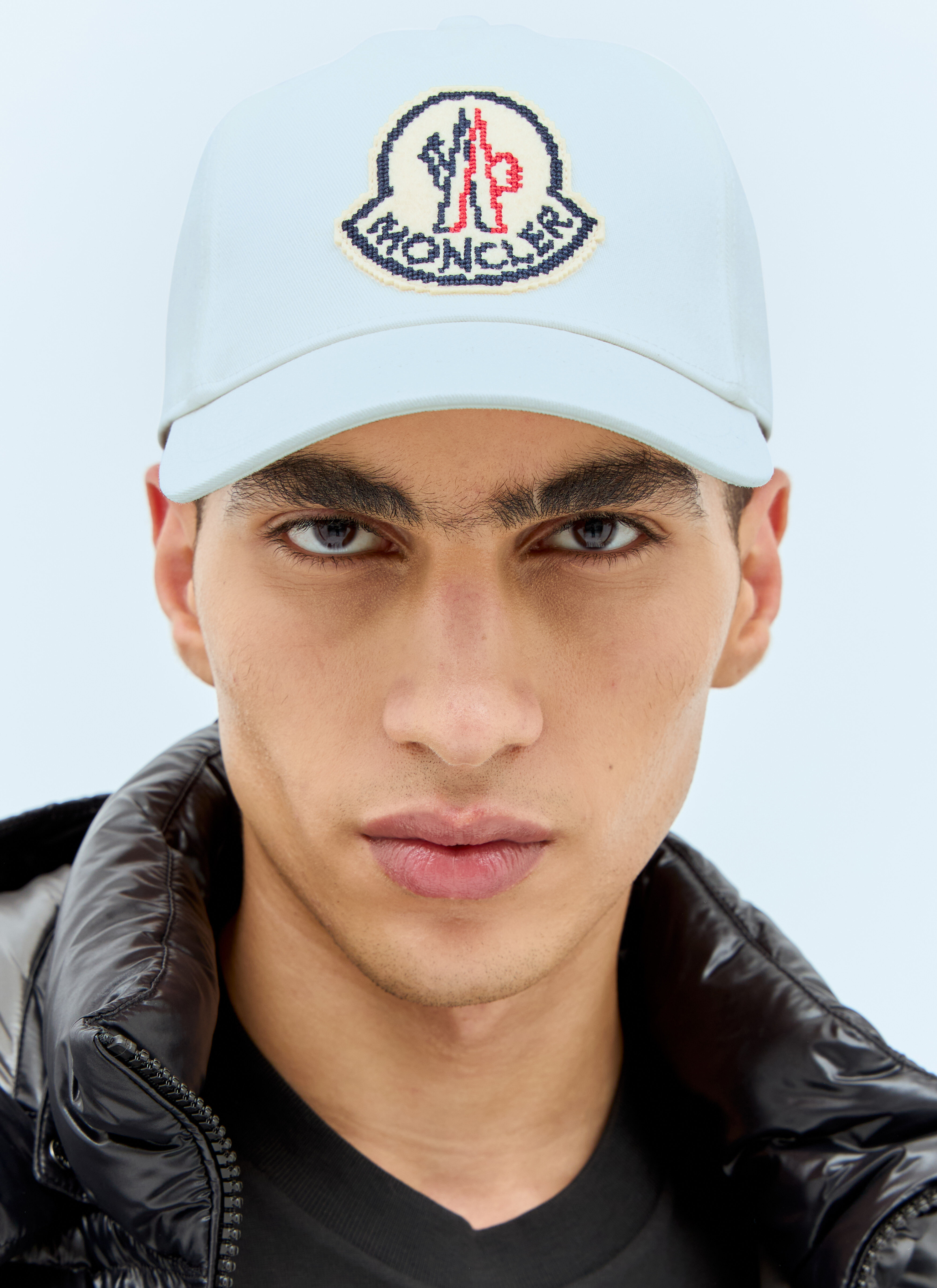 Moncler logo baseball cap hotsell