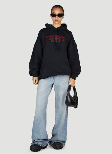 VETEMENTS ロゴ フードスウェットシャツ ブラック vet0254007