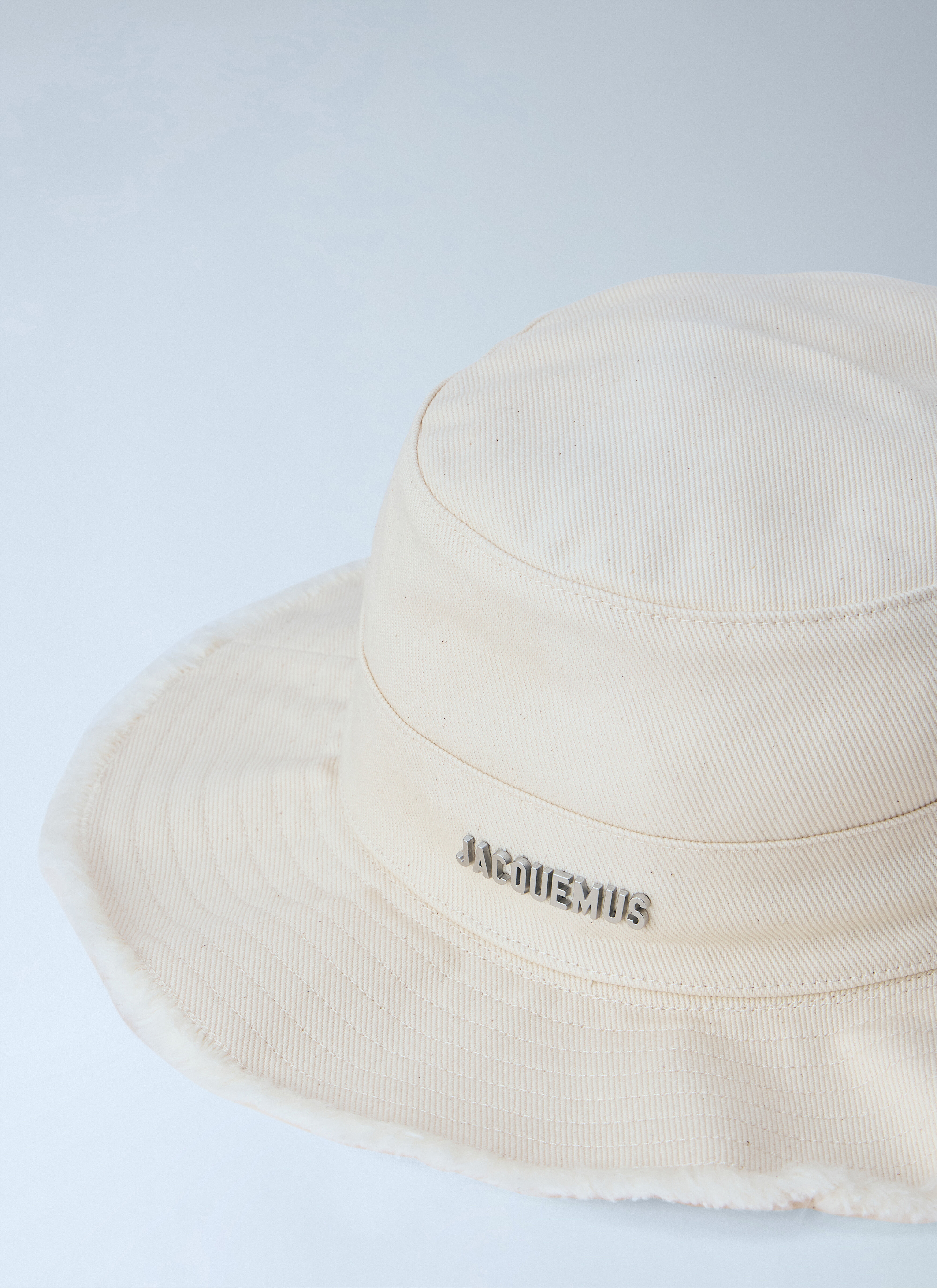 Jacquemus Women's' Le Bob Artichaut Bucket Hat in White | LN-CC®