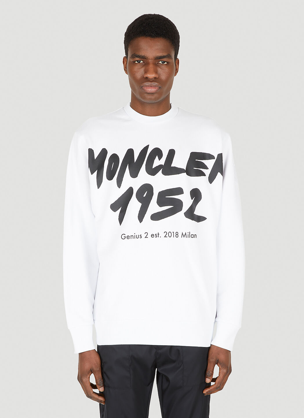 2 Moncler 1952 Men s Logo Sweatshirt in White LN CC