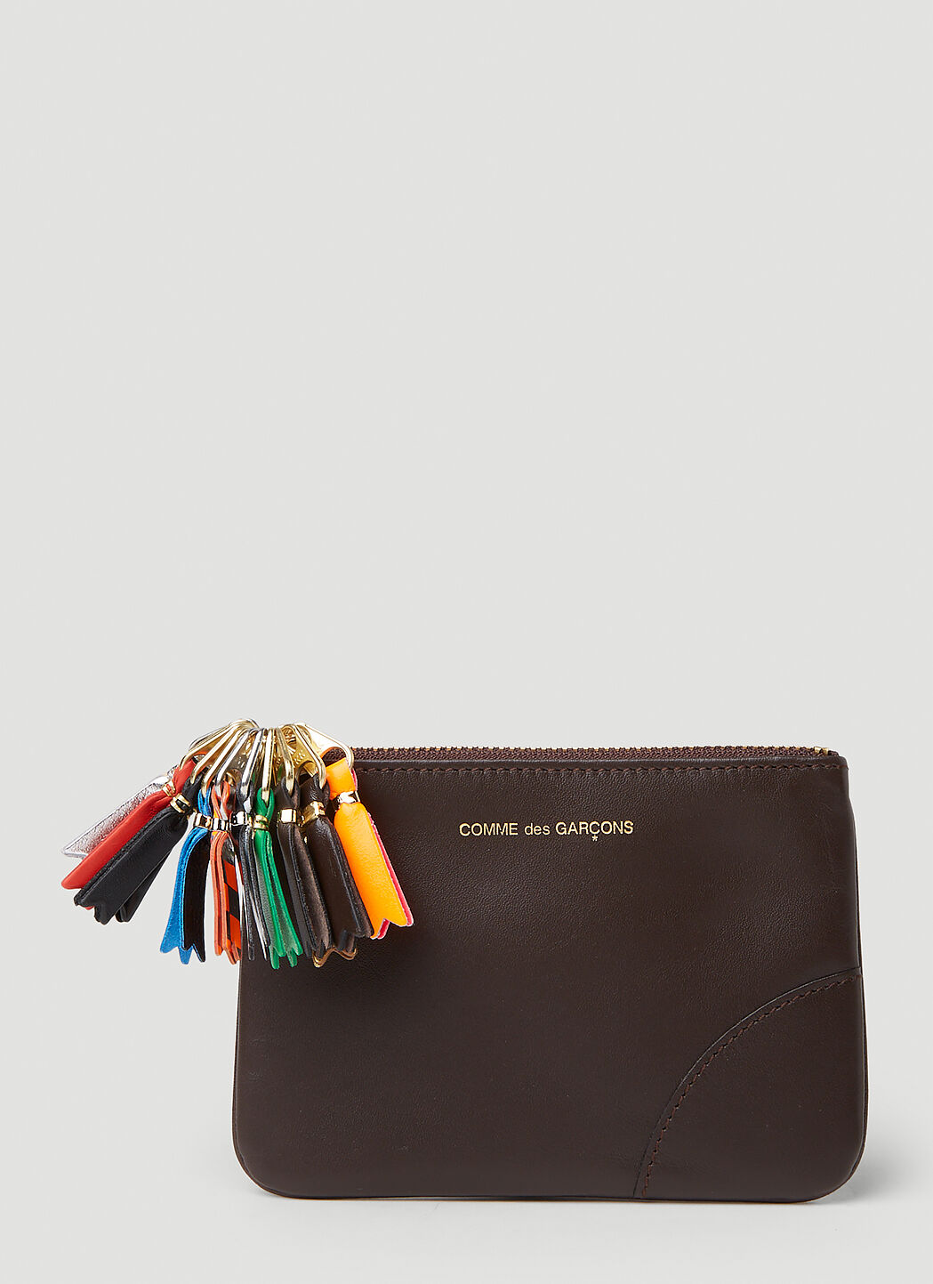 Comme des Gar ons Wallet Small Logo Zipper Pull Wallet in Brown