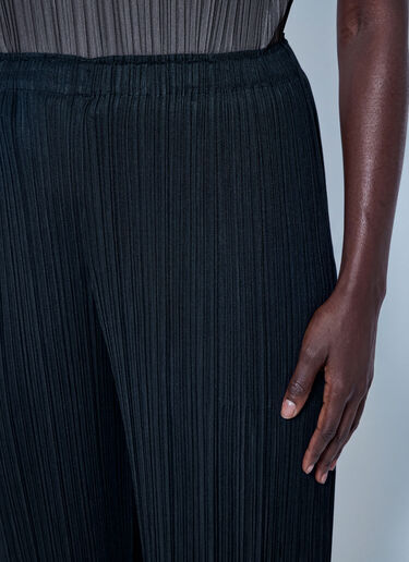 LN-CC® - Pleats Please Issey Miyake: Pleated Cropped Trousers - Black Pleats Please Issey Miyake Pleated Cropped Trousers Black plp0266066