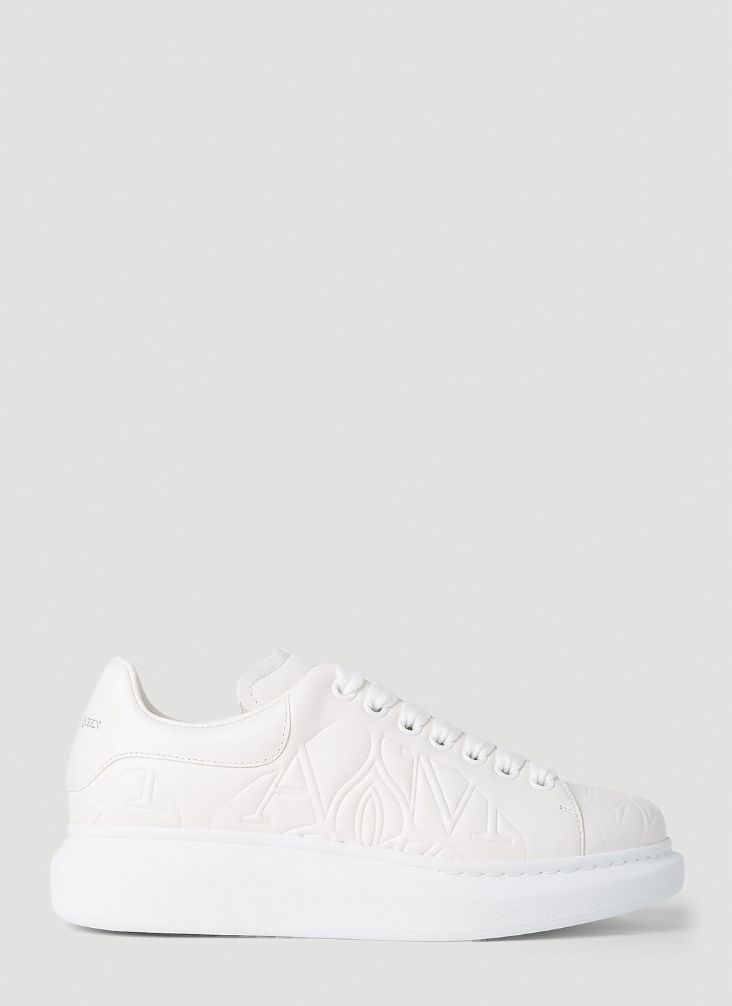 Alexander mcqueen 2025 mens trainers sale