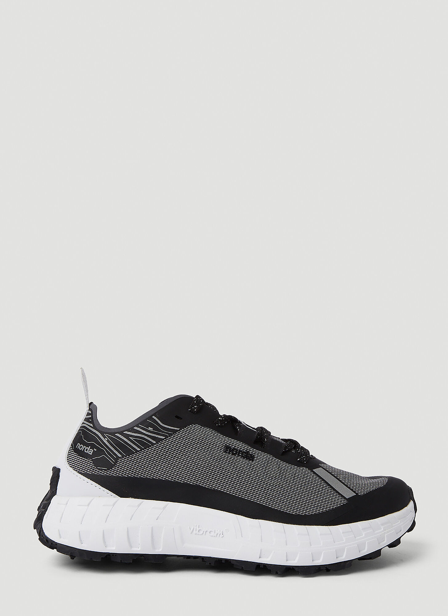Norda Chunky-sole Lace-up Sneakers In Black