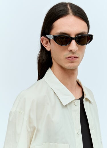 x Maison Margiela MM108 01 Sunglasses Gentle Monster x Maison Margiela MM108 01 Sunglasses Black gtm0356010