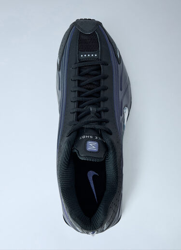 LN-CC® - Nike: Shox R4 Sneakers - Black Nike Shox R4 Sneakers Black nik0164008