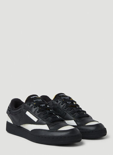 Club C Memory of Shoes Sneakers Maison Margiela x Reebok Club C Memory of Shoes Sneakers Black rmm0349002