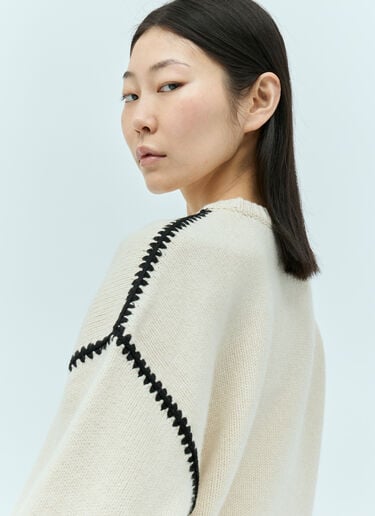 TOTEME ウール・カシミア混紡の刺繍入りニットセーター。 クリーム tot0255030