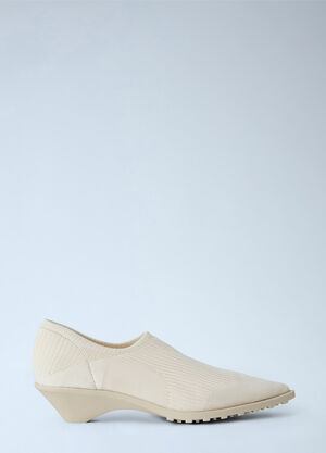Camper x Issey Miyake Anna Ribbed Pointed-Toe Loafers Beige cim0266008