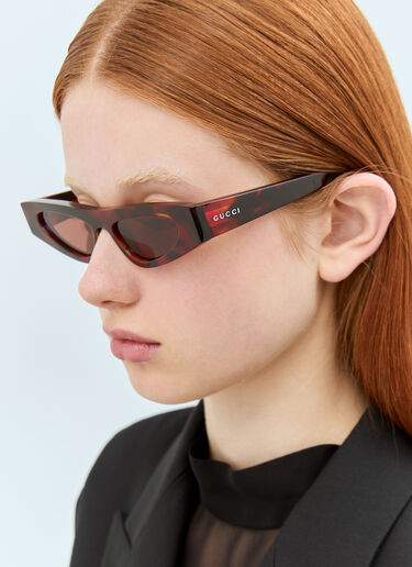 Gucci Cat-Eye Frame Sunglasses Red gus0258002