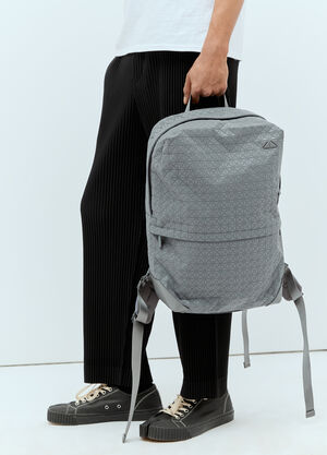 Bao Bao Issey Miyake Liner One-Tone Backpack Grey bao0156002