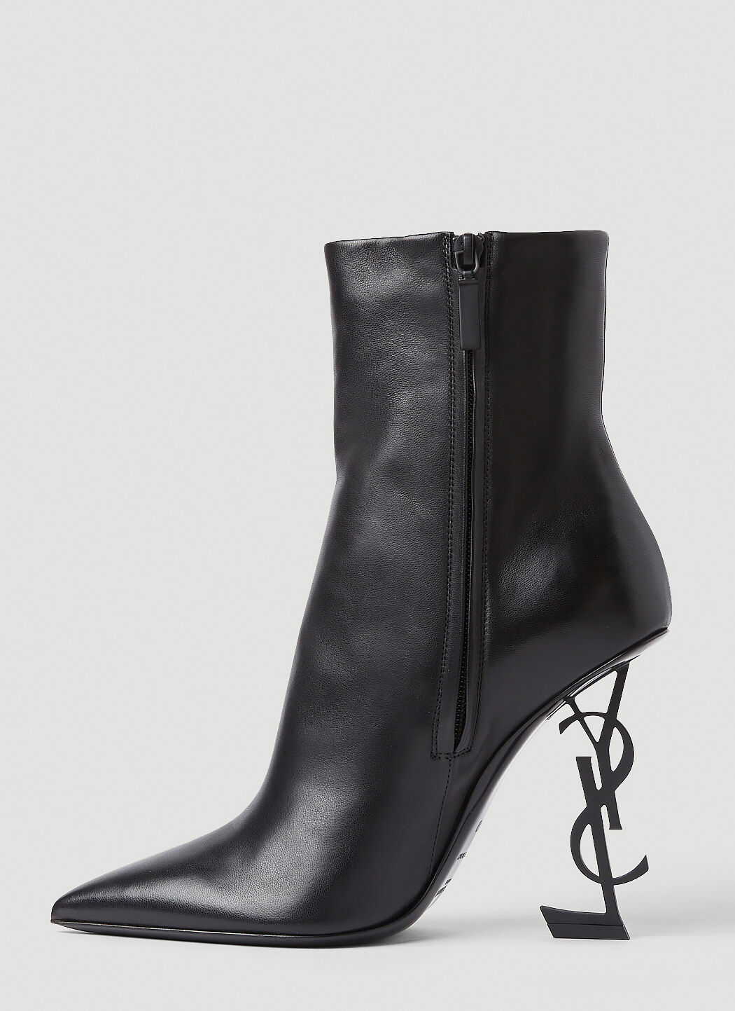 Opyum boots store