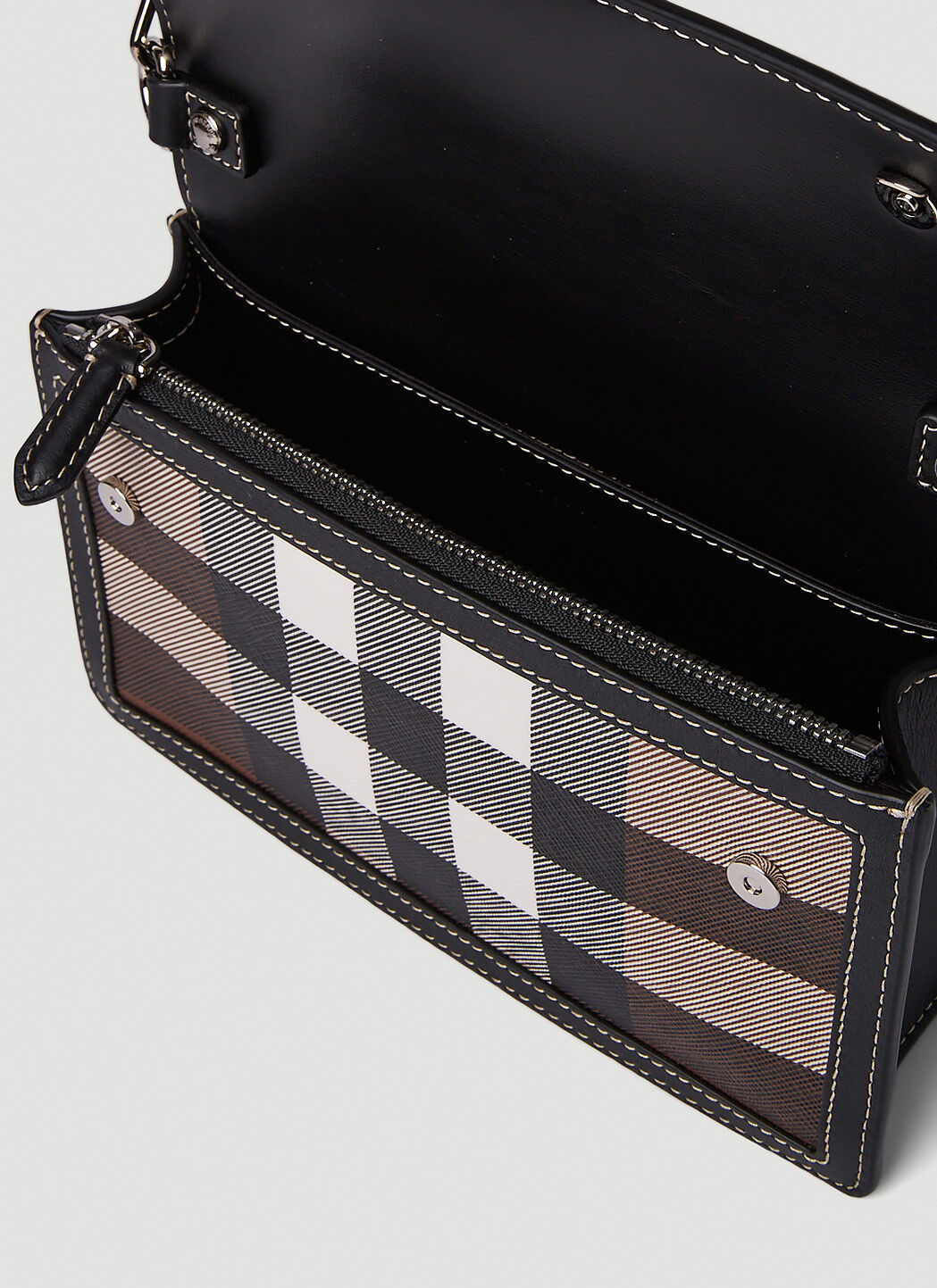 2024公式店舗 Crossbody Oscar Burberry Bag LN-CC | Brown in バッグ