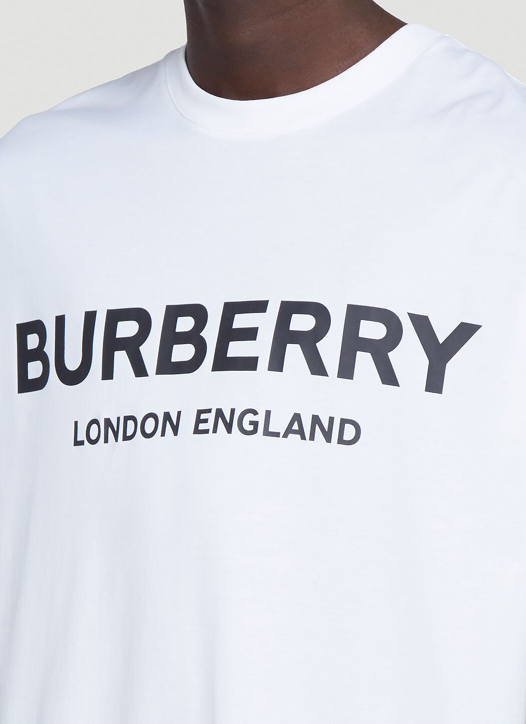 Burberry Logo T Shirt in White LN CC