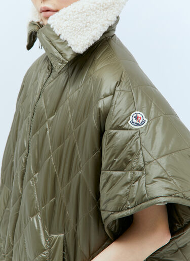 Moncler 衬垫鸭舌斗篷  绿色 mon0258023