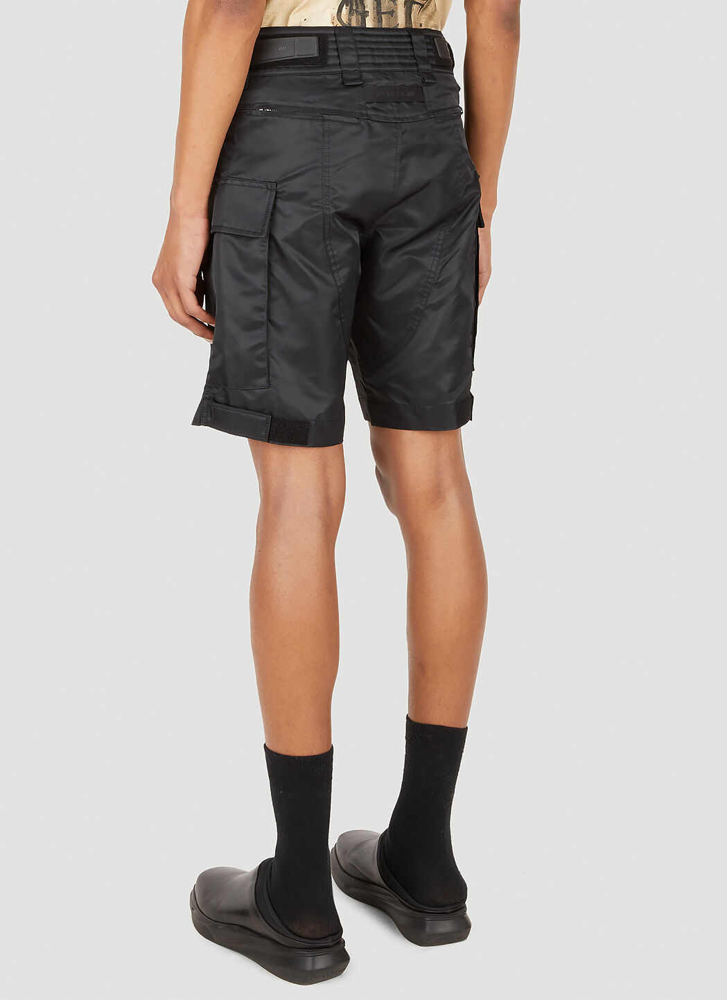 Buckle cargo shorts online