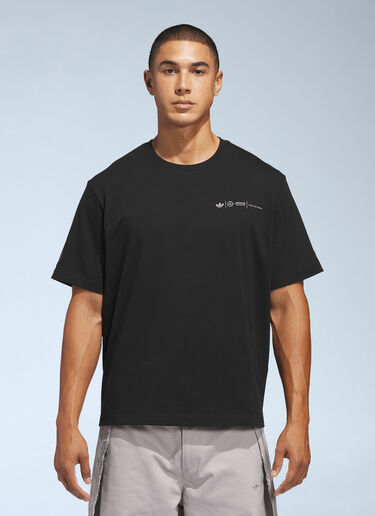 Logo Motif T-Shirt adidas x Bad Bunny x Mercedes AMG F1 Logo Motif T-Shirt Black adi0364008