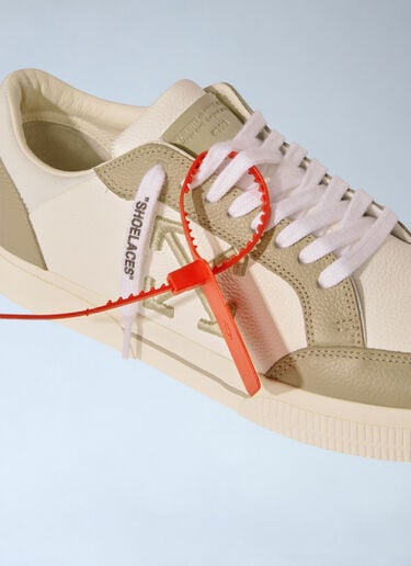 Off-White Vulcanized Sneakers Natural ofw0160111
