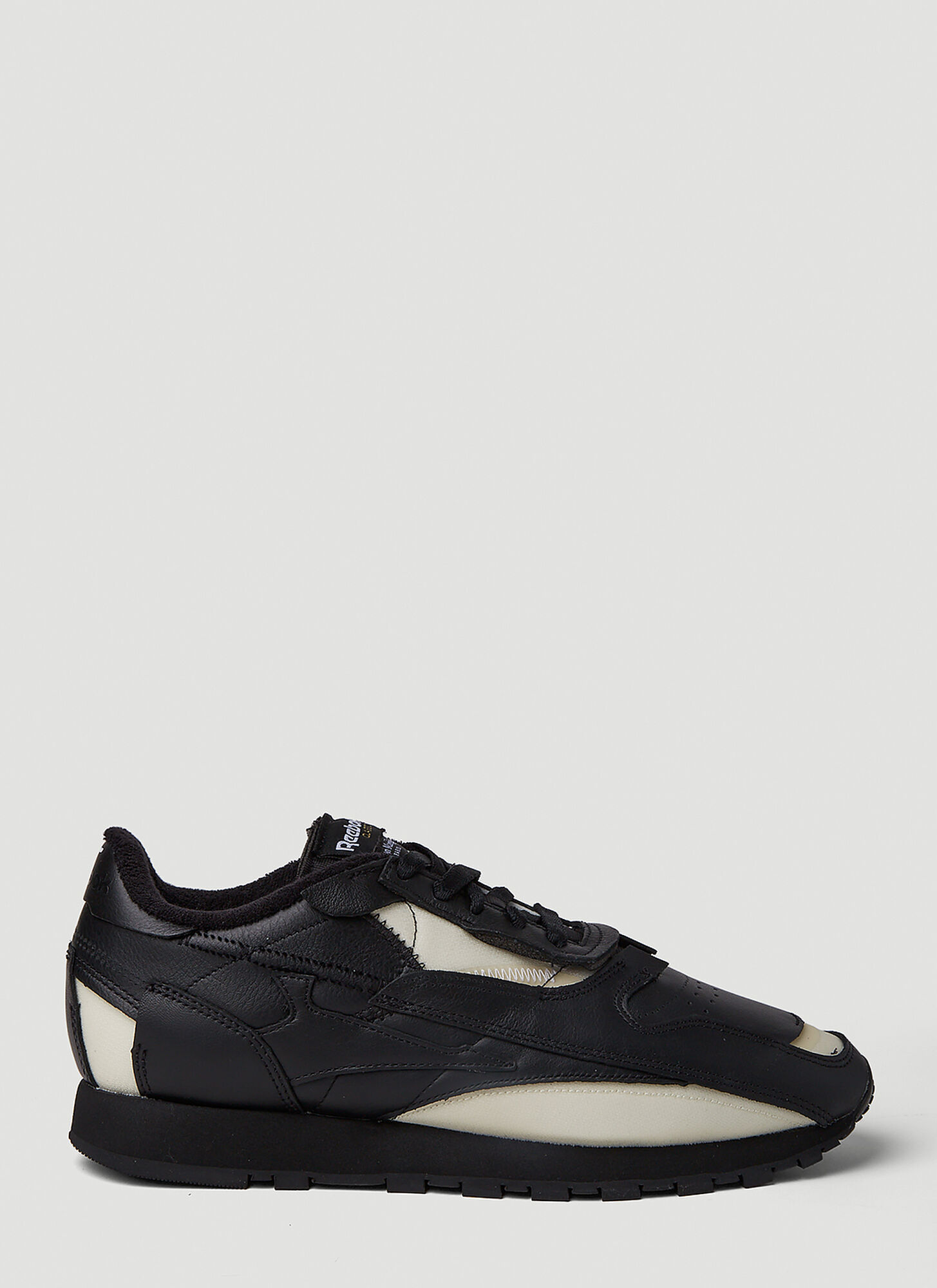 Maison Margiela X Reebok Cl Memory Of Shoes Sneakers Unisex Black