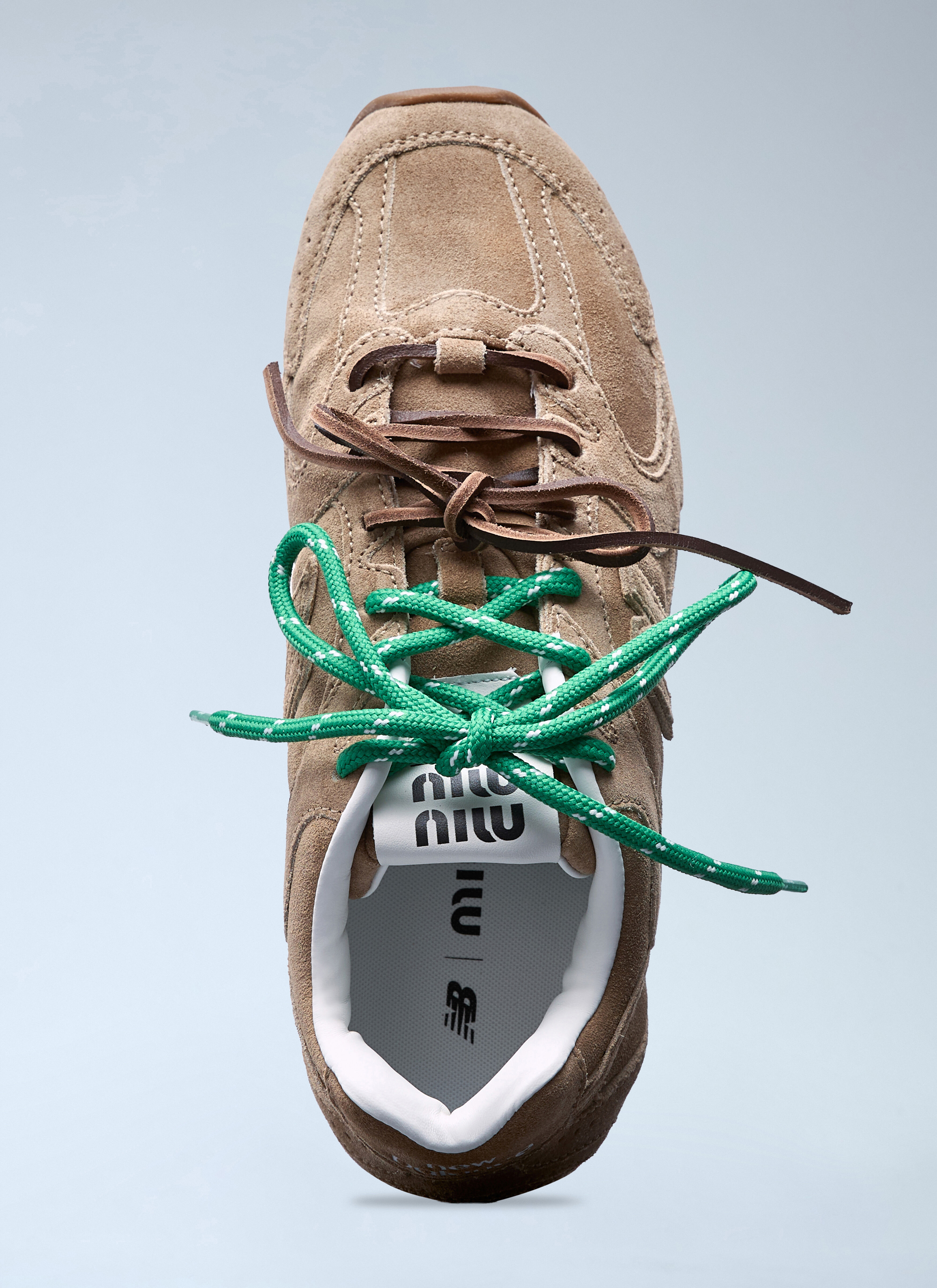 みーこ Miu Miu Women's' x New Balance 530 Sneakers in Beige | LN-CC®