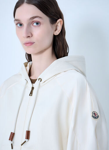 Hooded Zip-Up Sweatshirt Moncler Hooded Zip-Up Sweatshirt White mon0264029