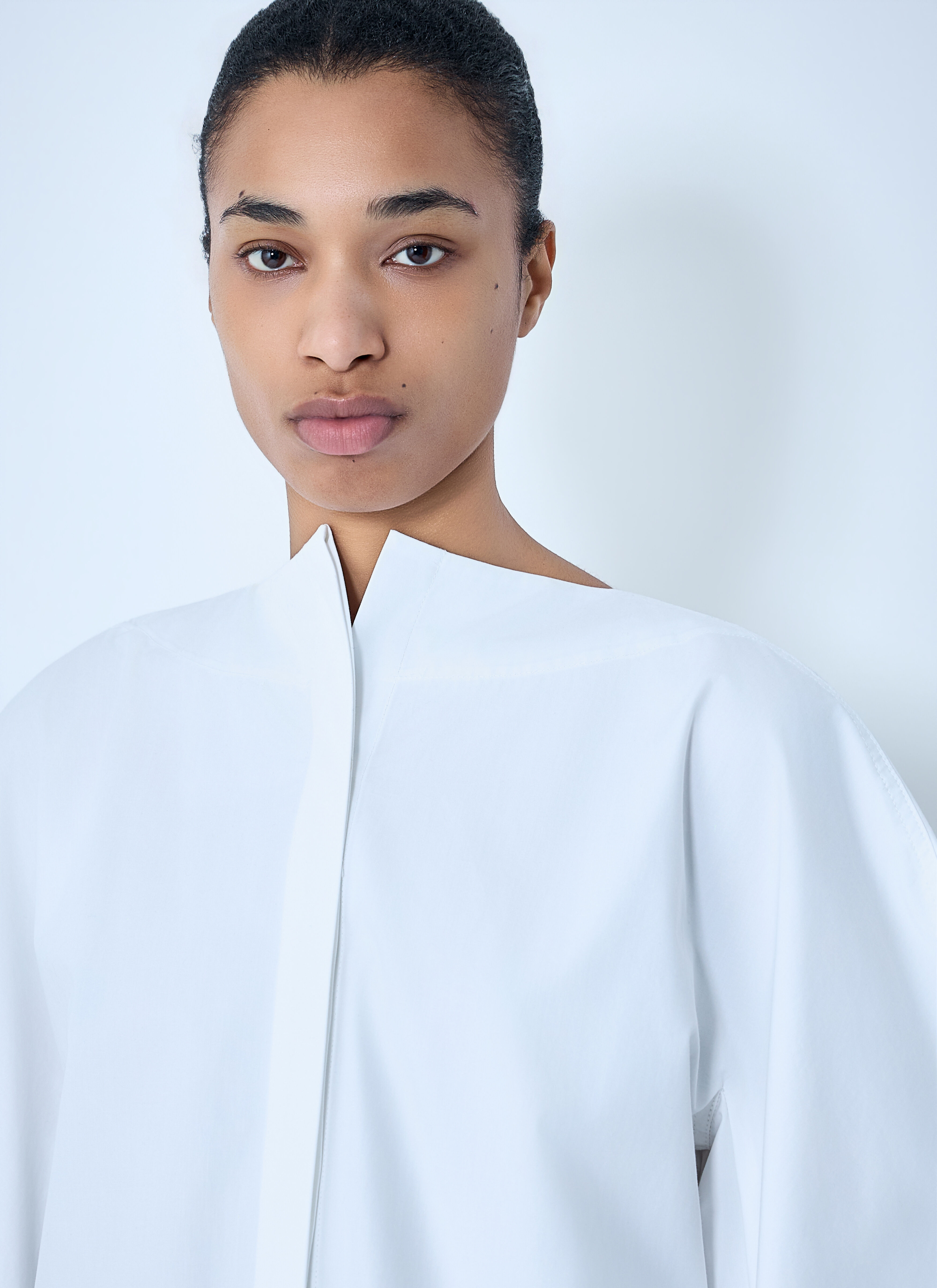 Jacquemus Women's' La Chemise Pittore Shirt in White | LN-CC®