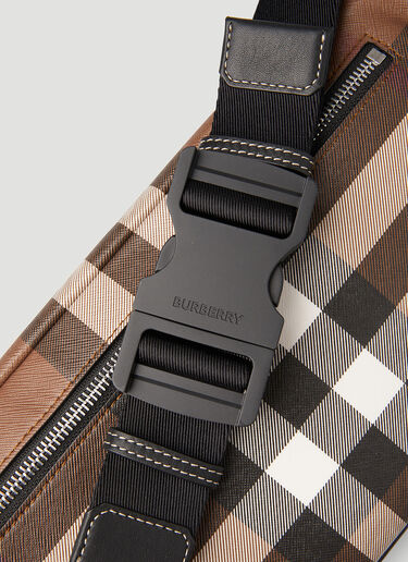 Cason ベルトバッグ Burberry Cason ベルトバッグ ブラウン bur0149155