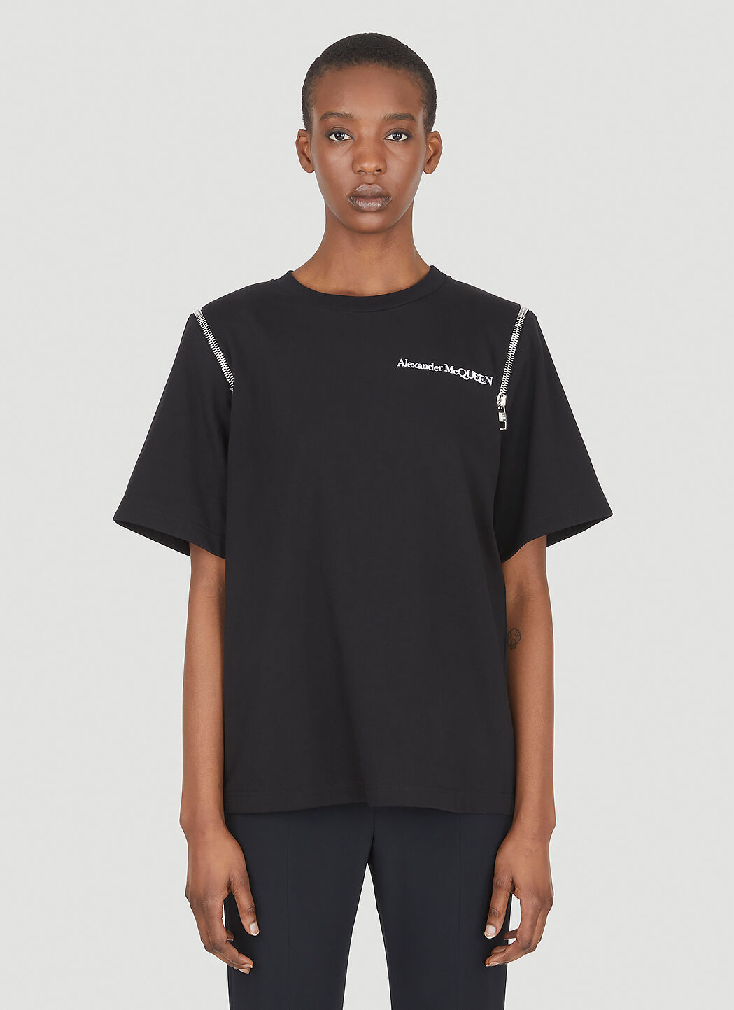 Alexander McQueen Women s Zip Shoulder T Shirt in Black LN CC