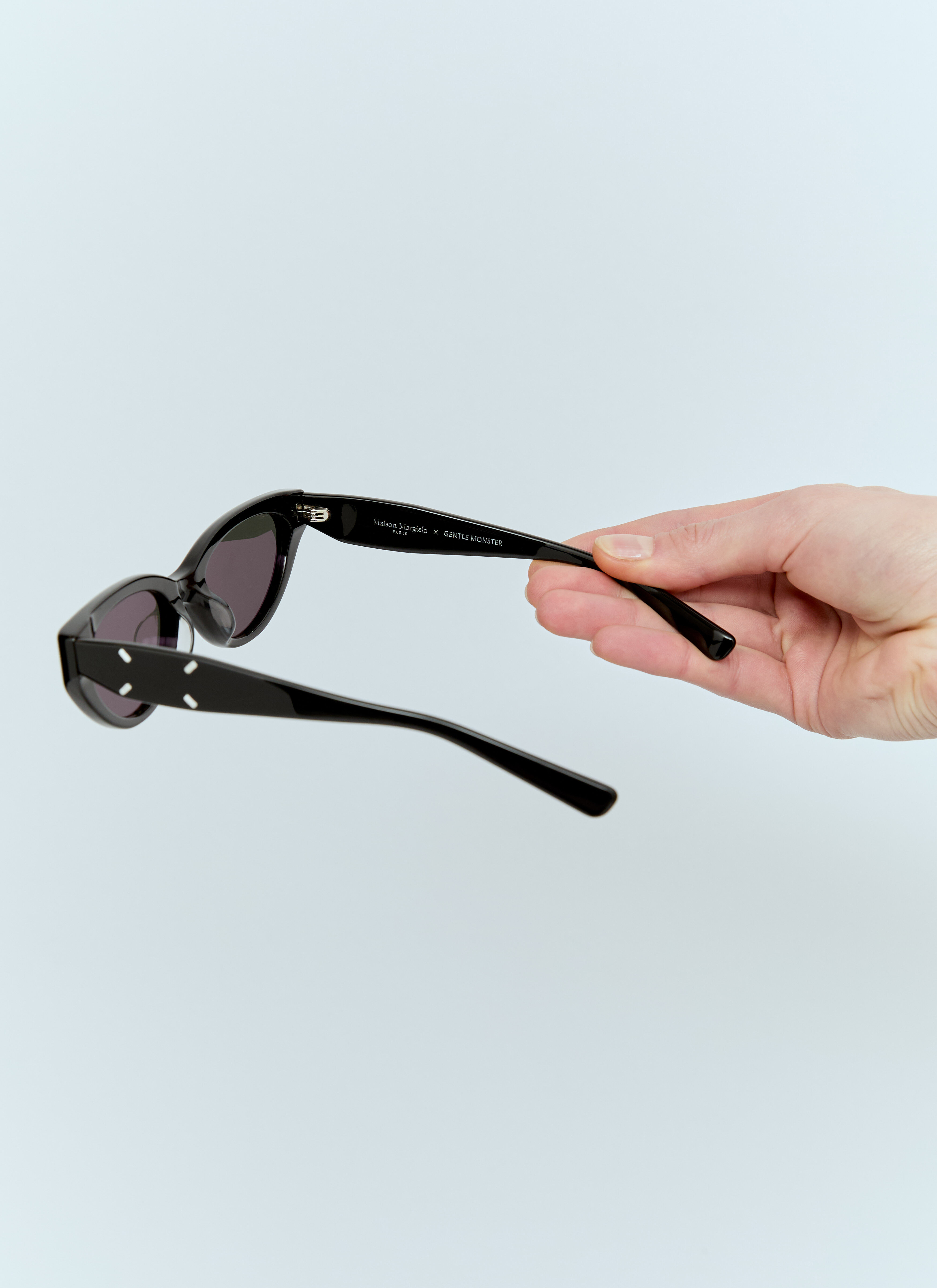 Gentle Monster レディース x Maison Margiela MM108 01 サングラス の ブラック | LN-CC®