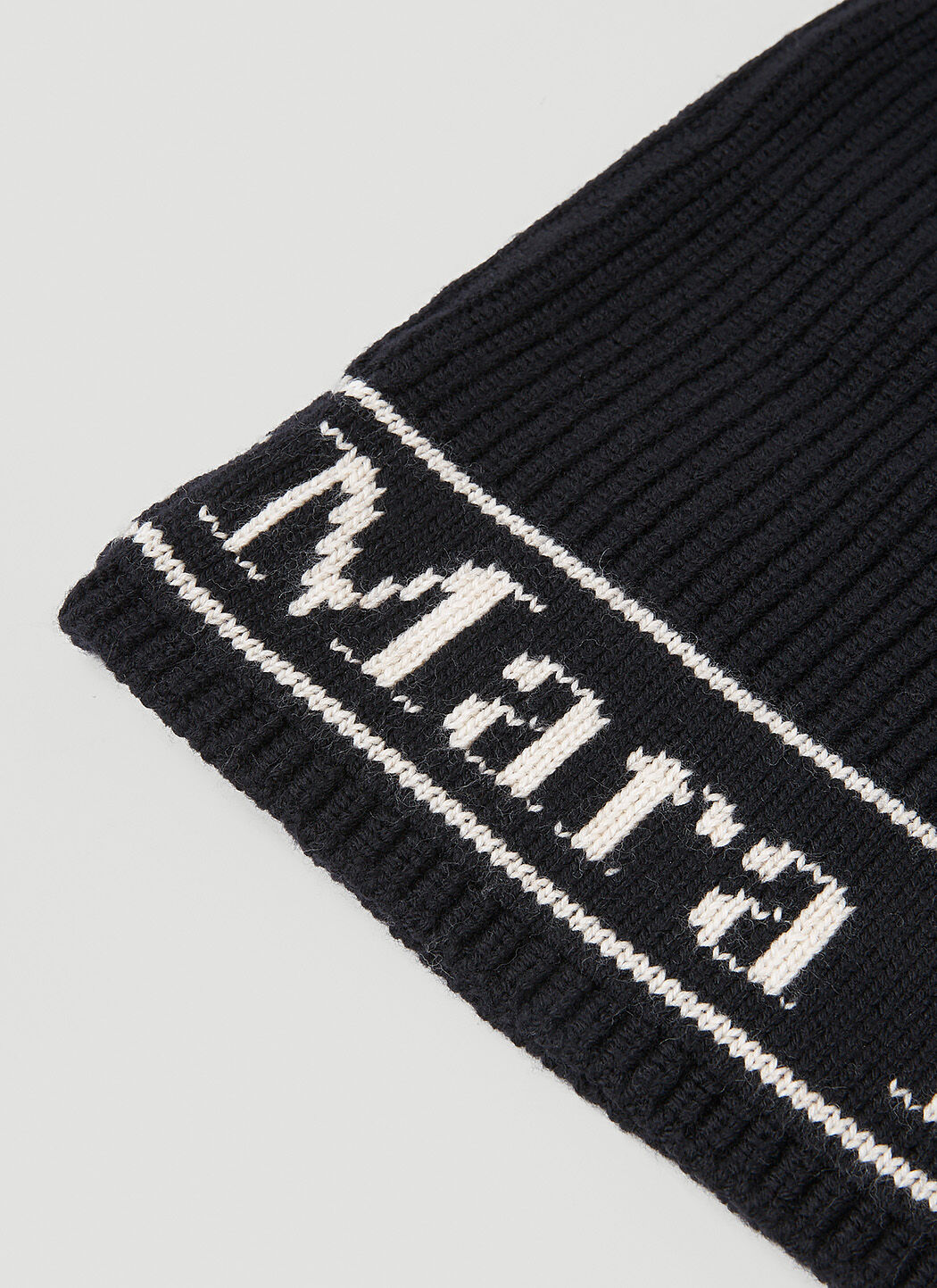 Max Mara Women's' Gong Wool Balaclava in Black | LN-CC®
